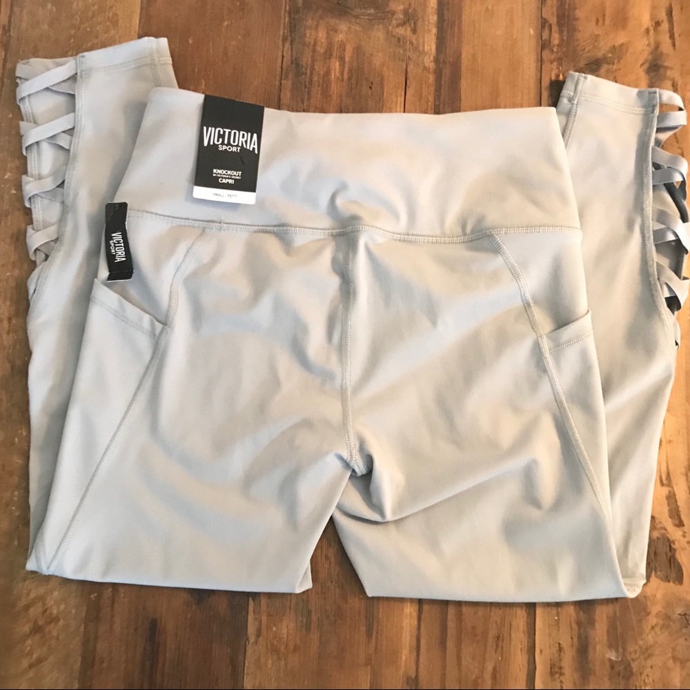 Victoria’s Secret capri leggings